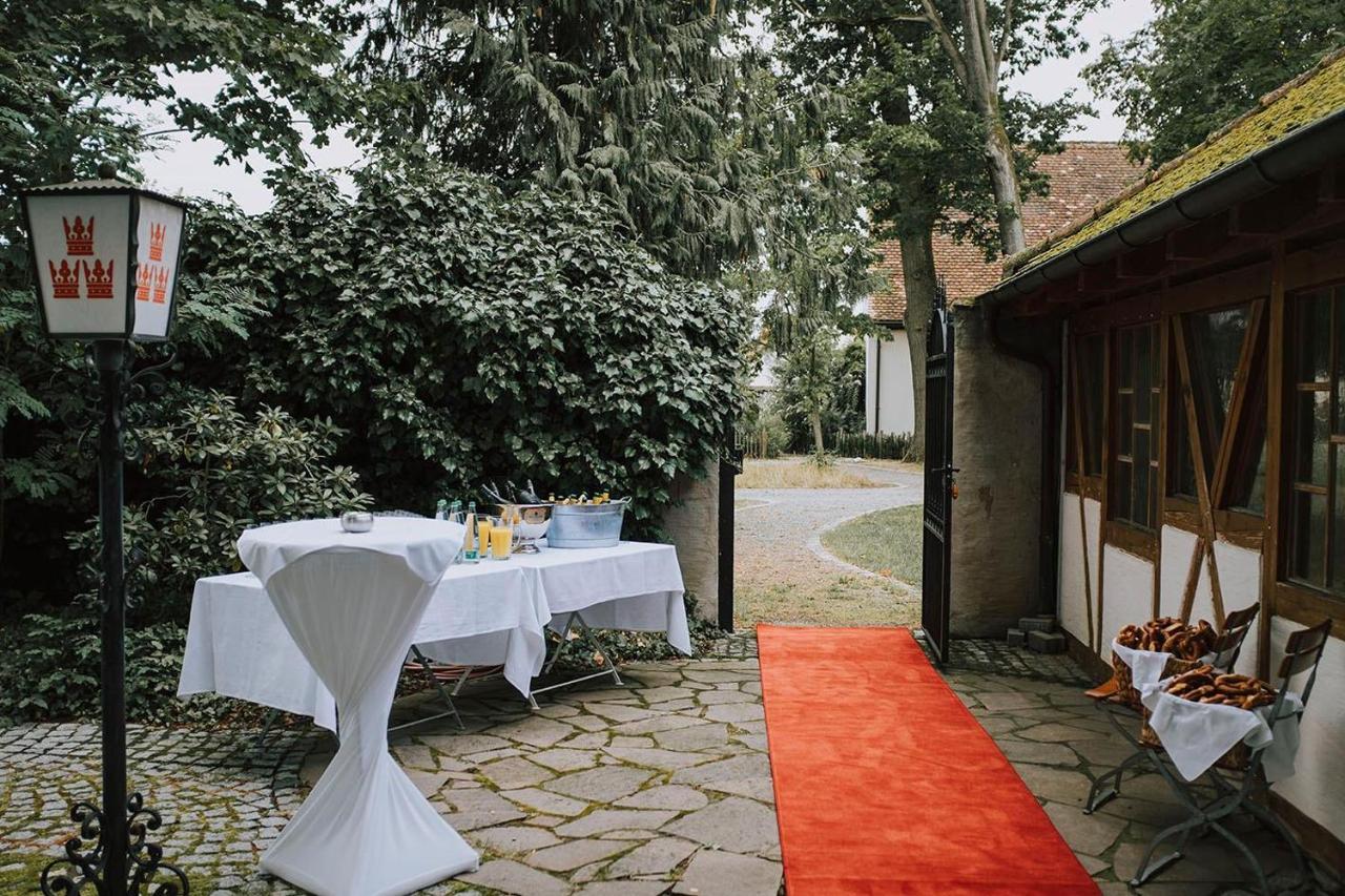 Landhotel 3Kronen Adelsdorf Bagian luar foto